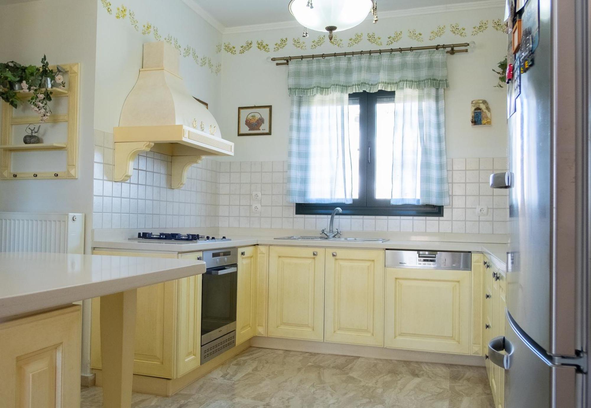 לרפטרה Spacious House In A Quiet Neighbourhood מראה חיצוני תמונה